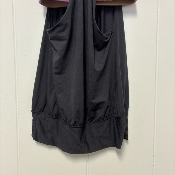 Lululemon No Limits Grey Tank Built-in Purple Bra Size 6 - Picture 7 of 7